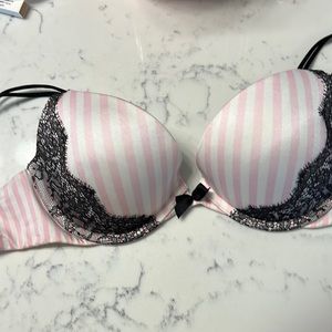 Victoria secret 36 B very sexy pushup black, pink, white